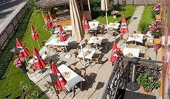Hirschen Otel 3*