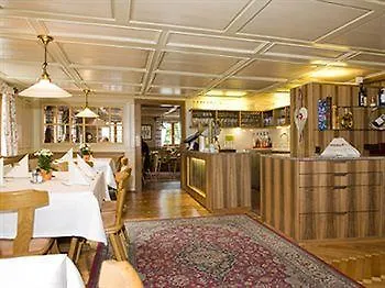 Hirschen 3*