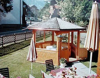 Hirschen Hotel 3*